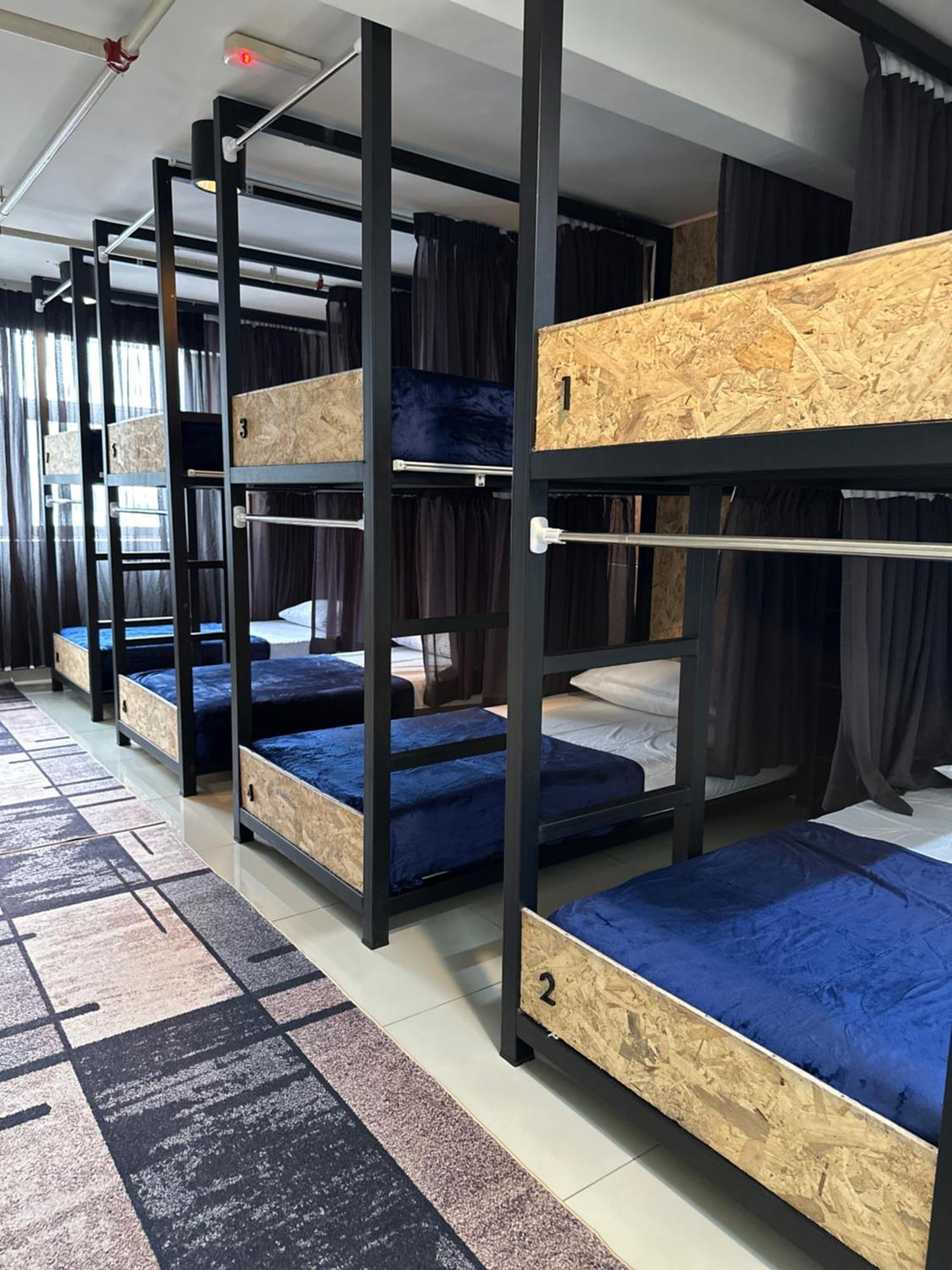 Mix Hostel Kl By Chillout Hostel Petaling Jaya Eksteriør bilde