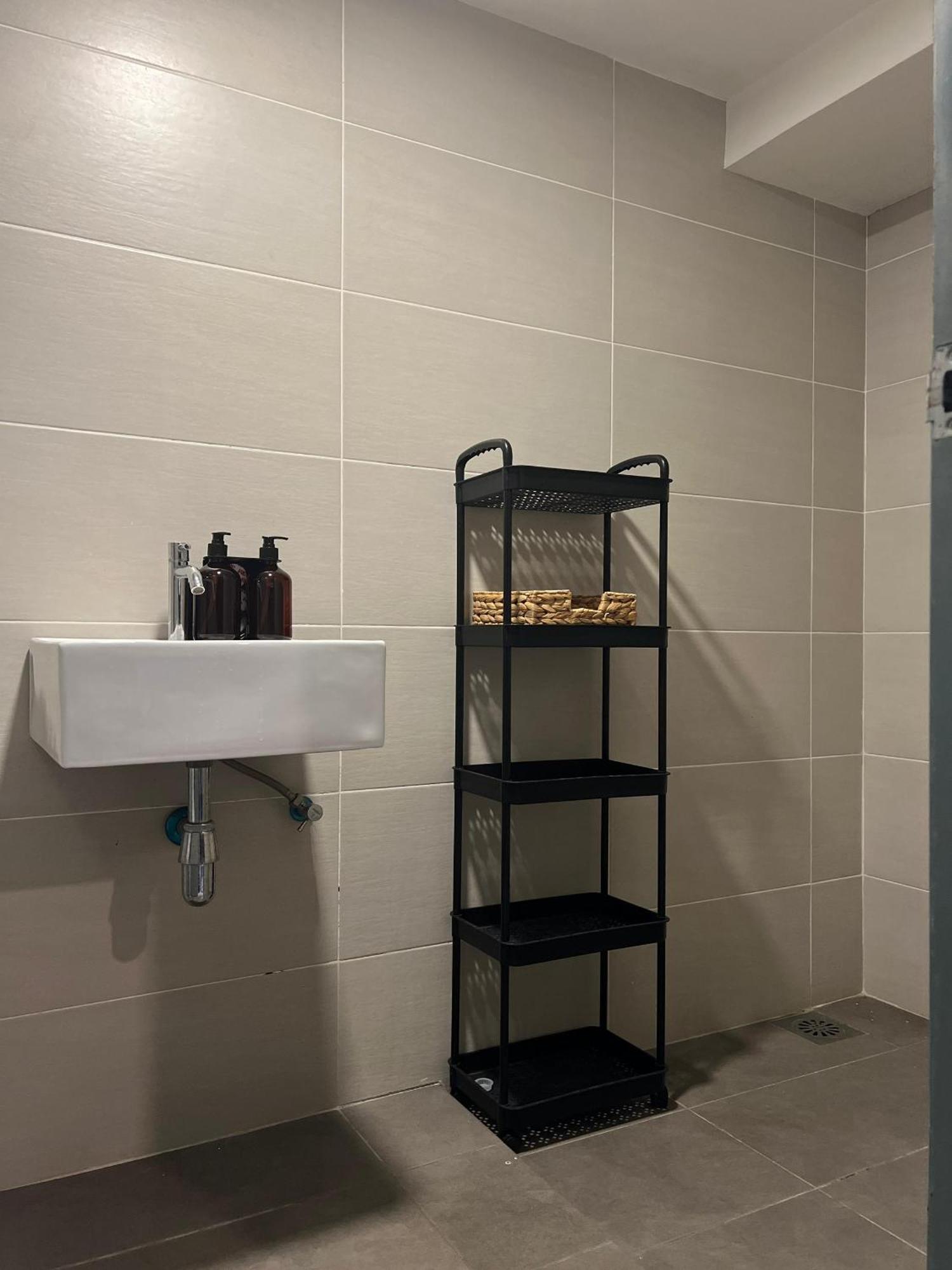 Mix Hostel Kl By Chillout Hostel Petaling Jaya Eksteriør bilde